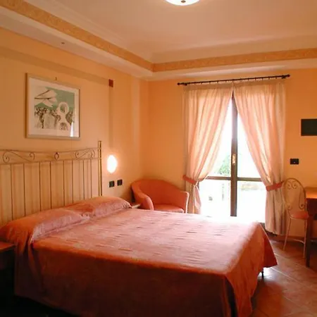 Carpediem Roma Golf Cleb * Marco Simone